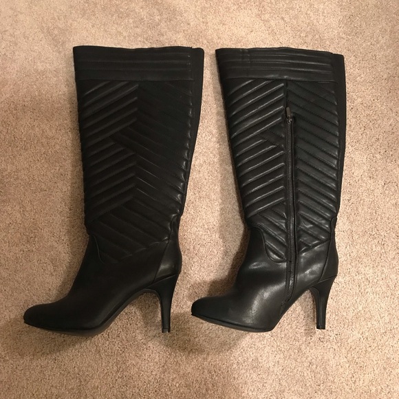 Torrid Quilted Black Heeled Boots Size 11W - Picture 4 of 11